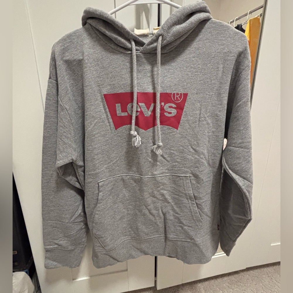 Levi’s women logo hoodie